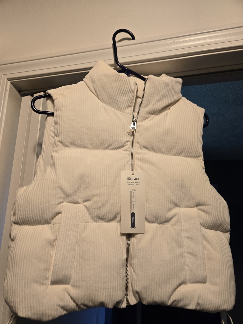 Hollister Cream Corduroy Puffer Vest - Sleeveless Zip Front